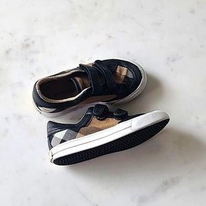Burberry sneakers size 9.5C